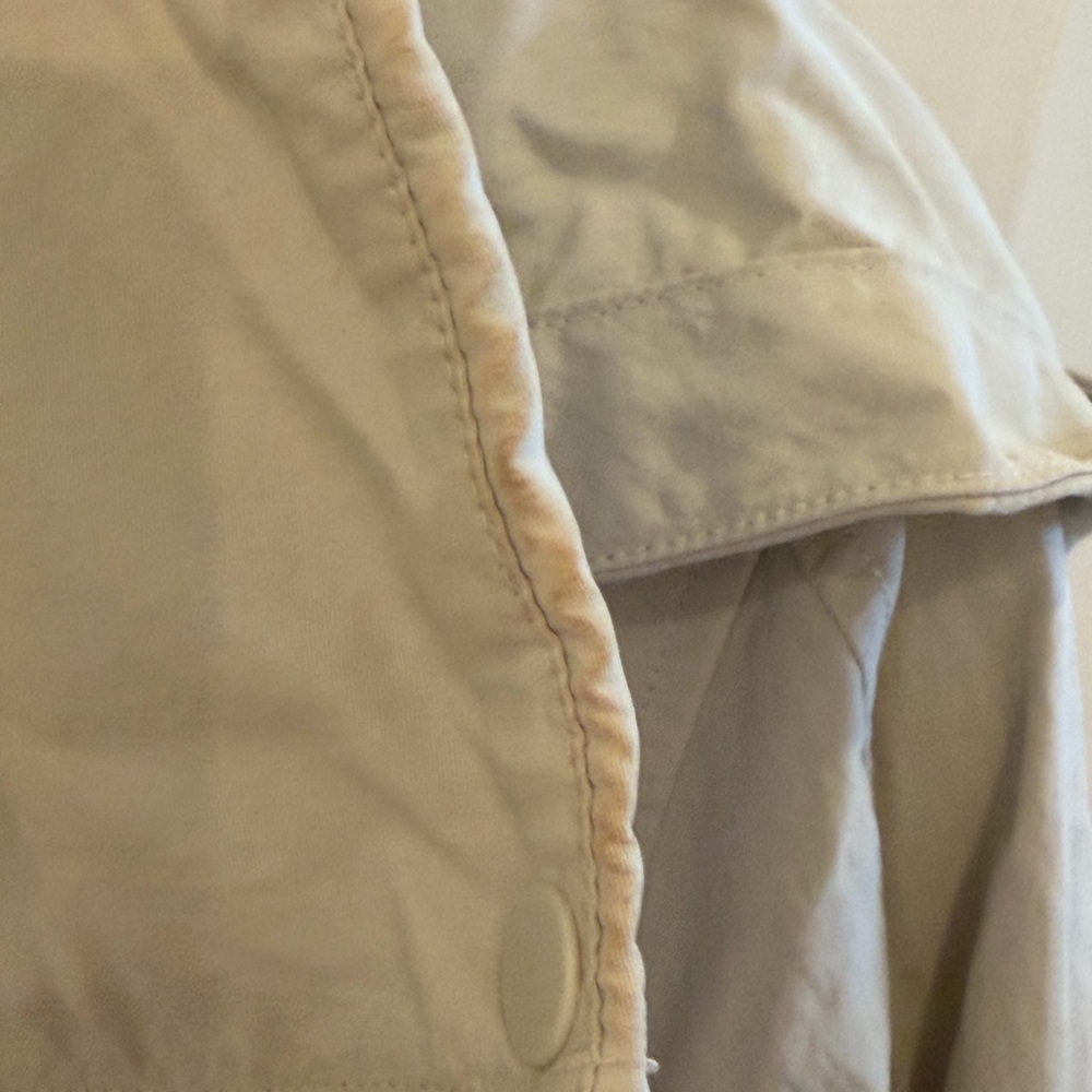 Lululemon Always Effortless Classic-Fit
Jacket  Size 2 - Picture 4 of 7